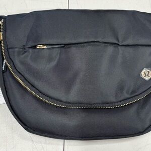Lululemon All Night Festival Bag 5L Black Gold Tone Zipper Crossbody NWT